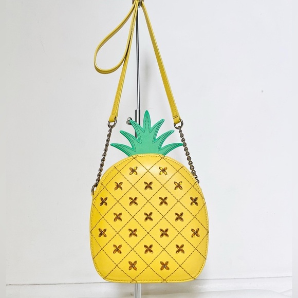 🎉HP🎉Kate Spade RARE limited edition pineapple novelty crossbody purse